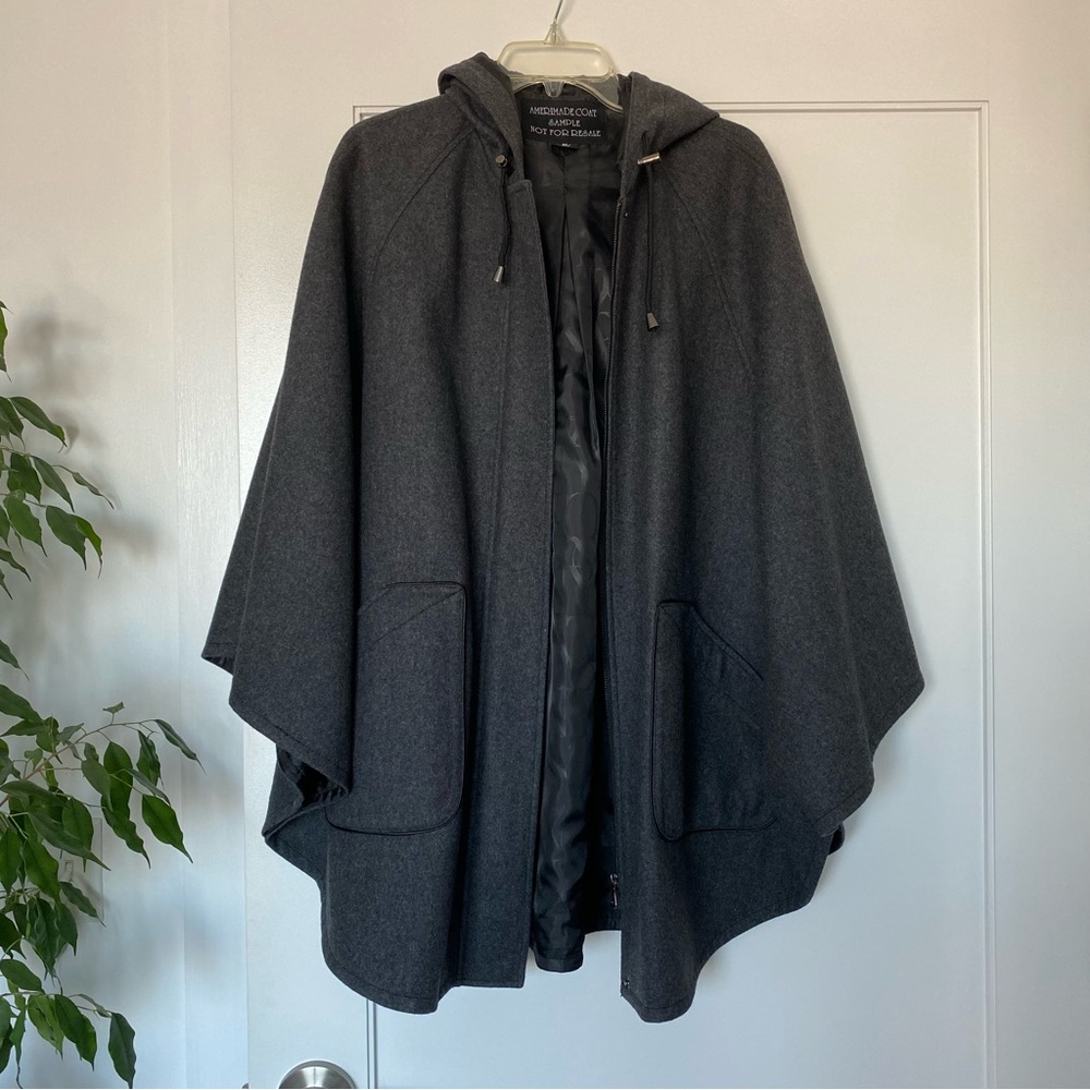 COAT CAPE Charcoal Grey